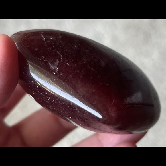 Tanzberry Quartz Polished Heart Carving - Picture 8 of 15